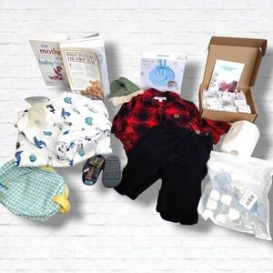 Bundle of Newborn Baby Various Items x 15+ Pieces
